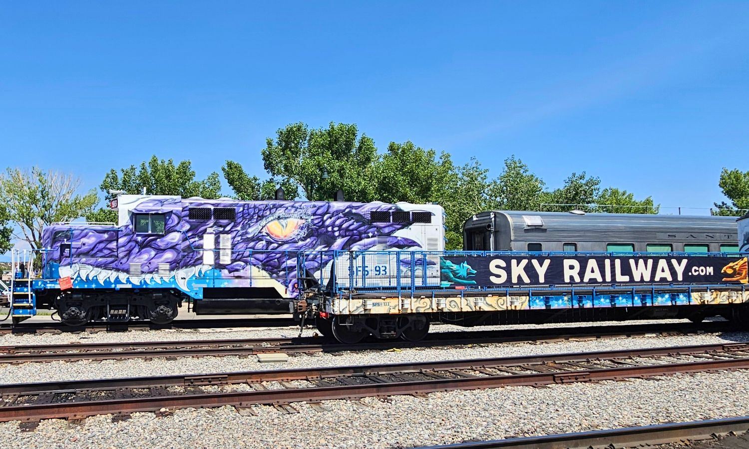 Picture of a mural on the side of a train in Santa Fe